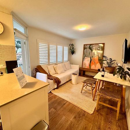 1 Bdrm Manly Beachside Apt With Parking Sydney Bagian luar foto