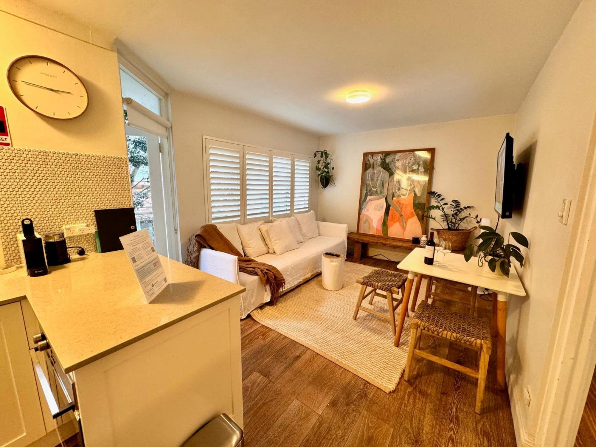 1 Bdrm Manly Beachside Apt With Parking Sydney Bagian luar foto